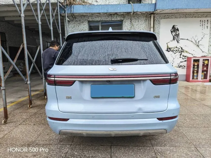 2021 Li ONE Range Extended 131HP REEV 40.5KWH,autocango,china used car exporter,china ev exporter,chinese used car exporter,chinese used ev exporter