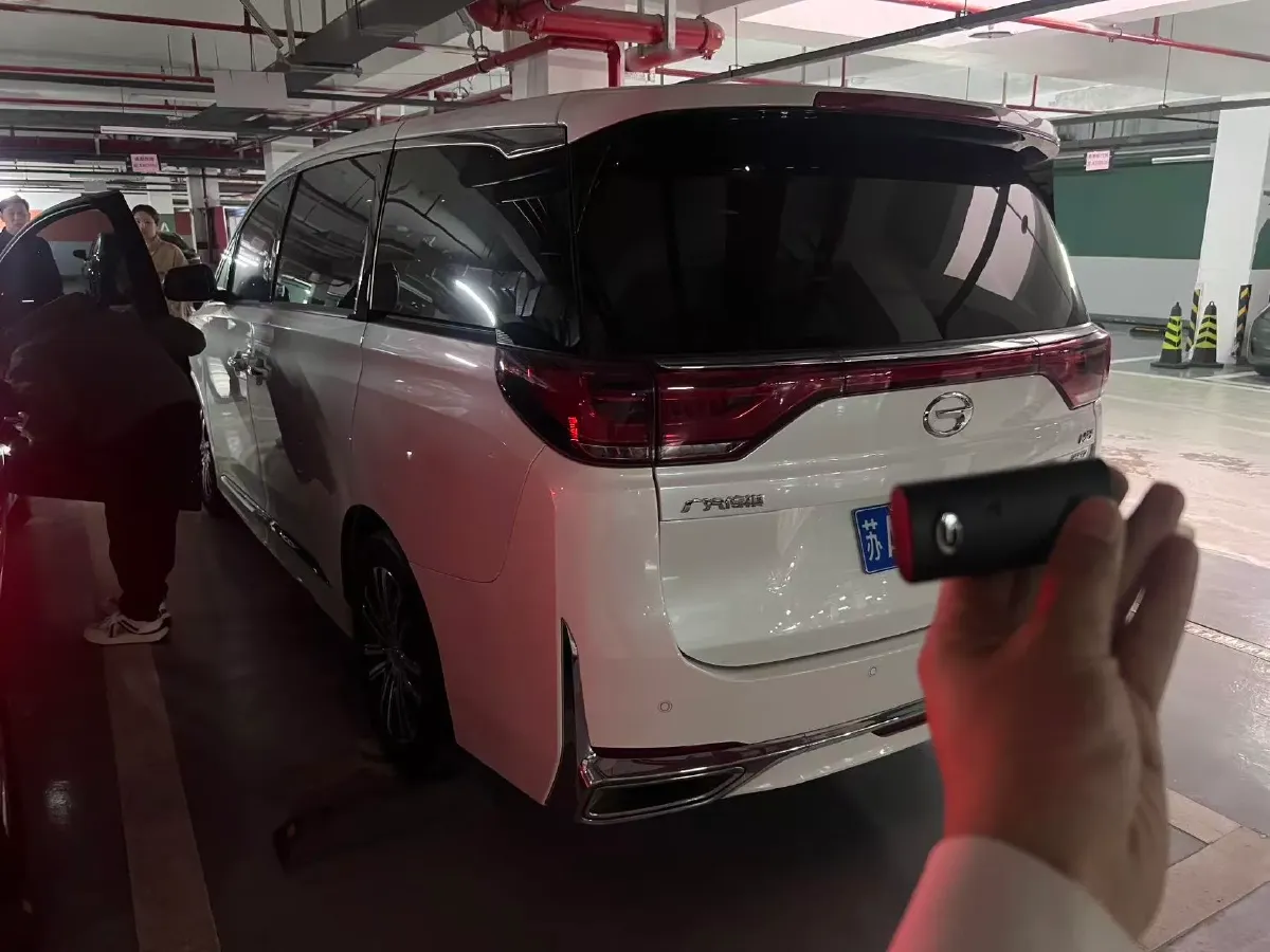 2021 GAC Trumpchi M8 2.0T 252HP L4 8AT,autocango,china used car exporter,china ev exporter,chinese used car exporter,chinese used ev exporter