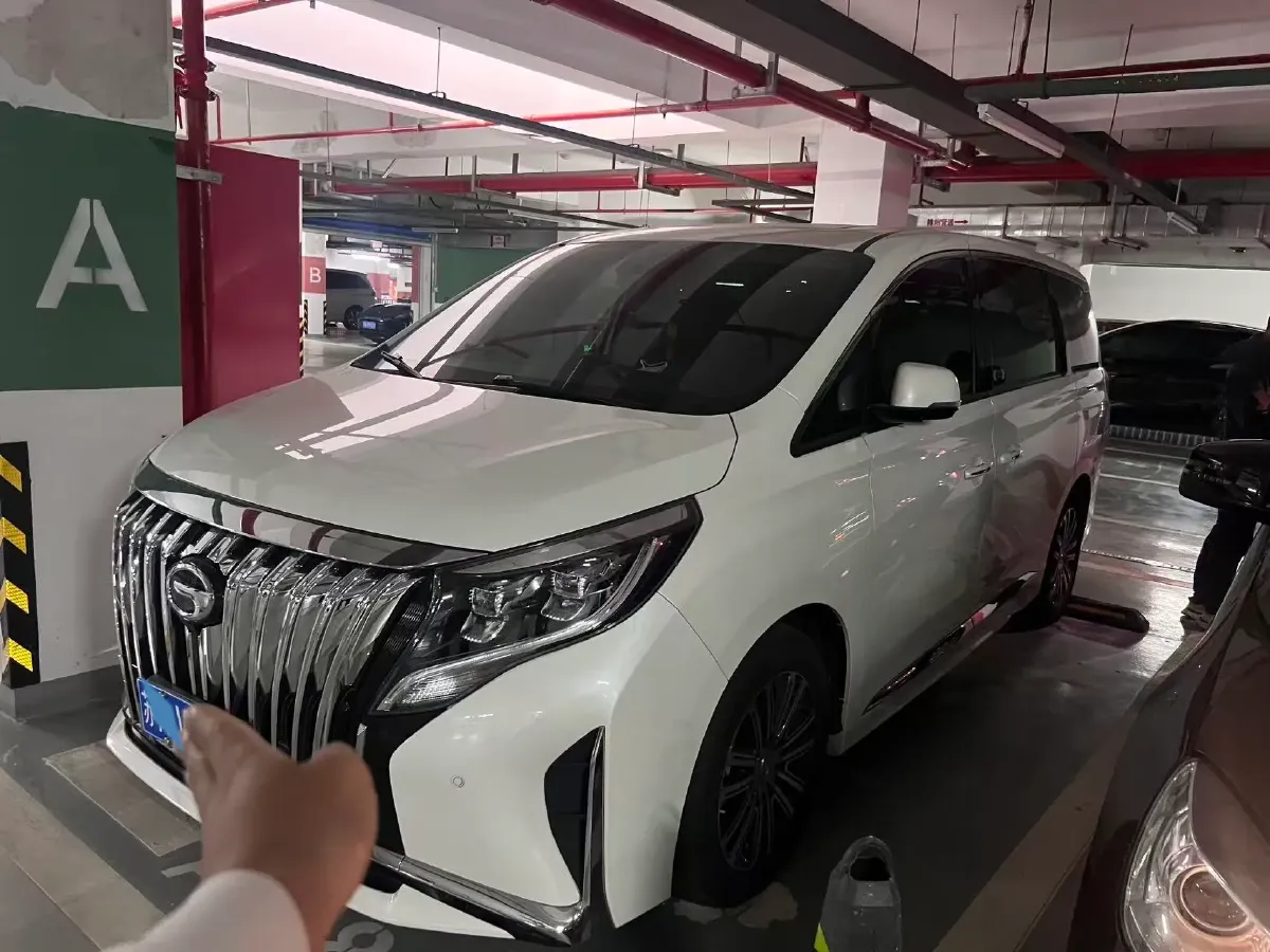 2021 GAC Trumpchi M8 2.0T 252HP L4 8AT,autocango,china used car exporter,china ev exporter,chinese used car exporter,chinese used ev exporter