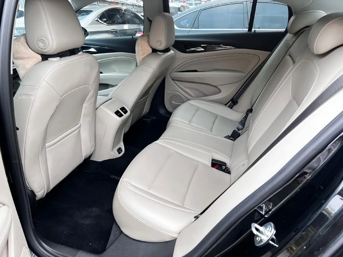 2022 Buick Regal 1.5T 169HP L4 9AT,autocango,china used car exporter,china ev exporter,chinese used car exporter,chinese used ev exporter