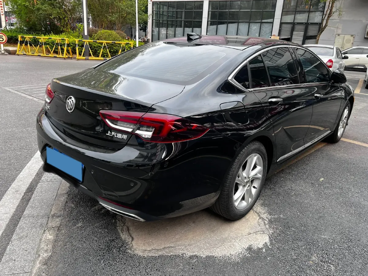 2022 Buick Regal 1.5T 169HP L4 9AT,autocango,china used car exporter,china ev exporter,chinese used car exporter,chinese used ev exporter