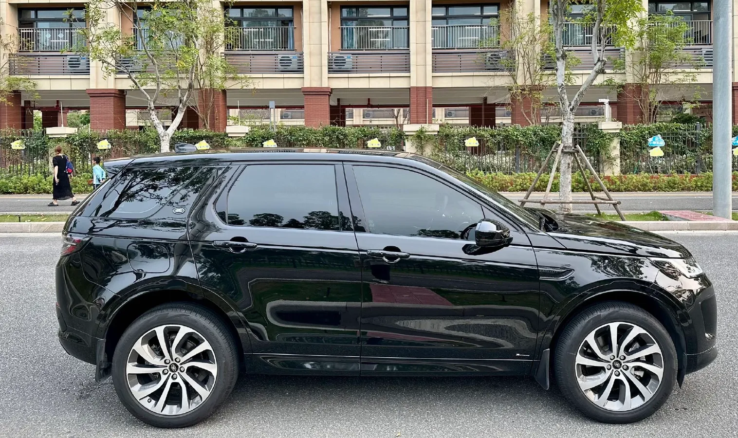 2021 Land Rover Discovery Sport 2.0T 249HP L4 9AT,autocango,china used car exporter,china ev exporter,chinese used car exporter,chinese used ev exporter