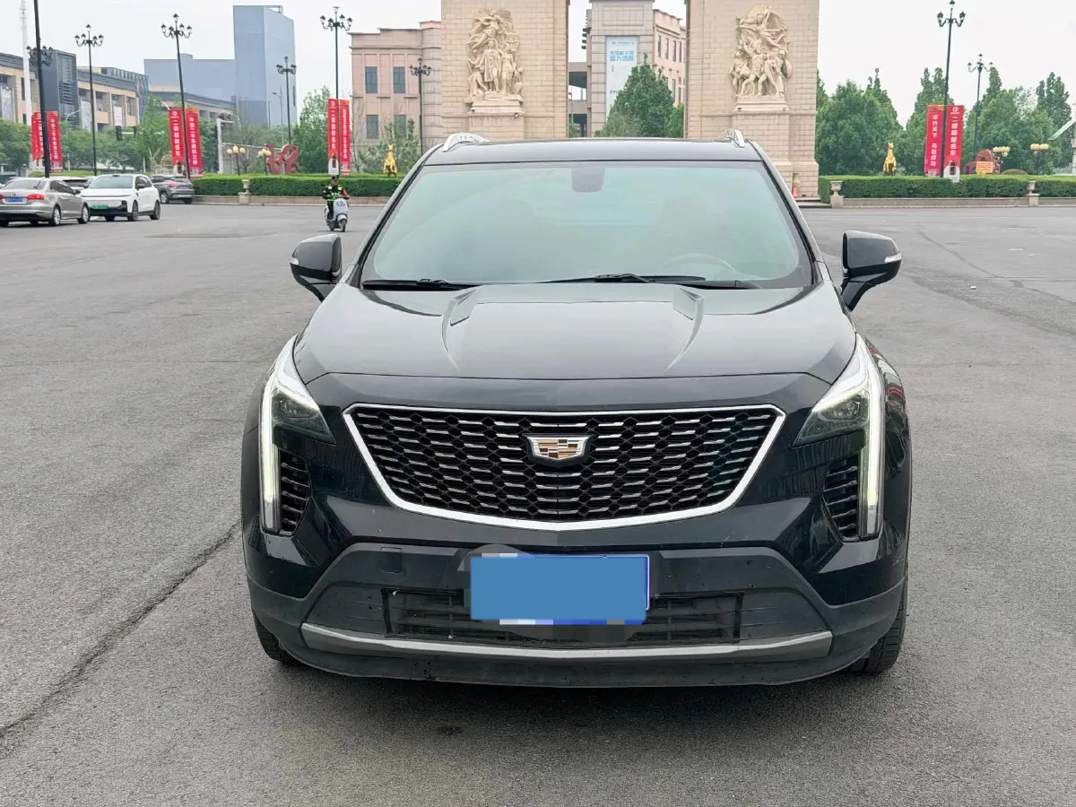 2020 Cadillac XT4 2.0T 241HP L4 9AT,autocango,china used car exporter,china ev exporter,chinese used car exporter,chinese used ev exporter
