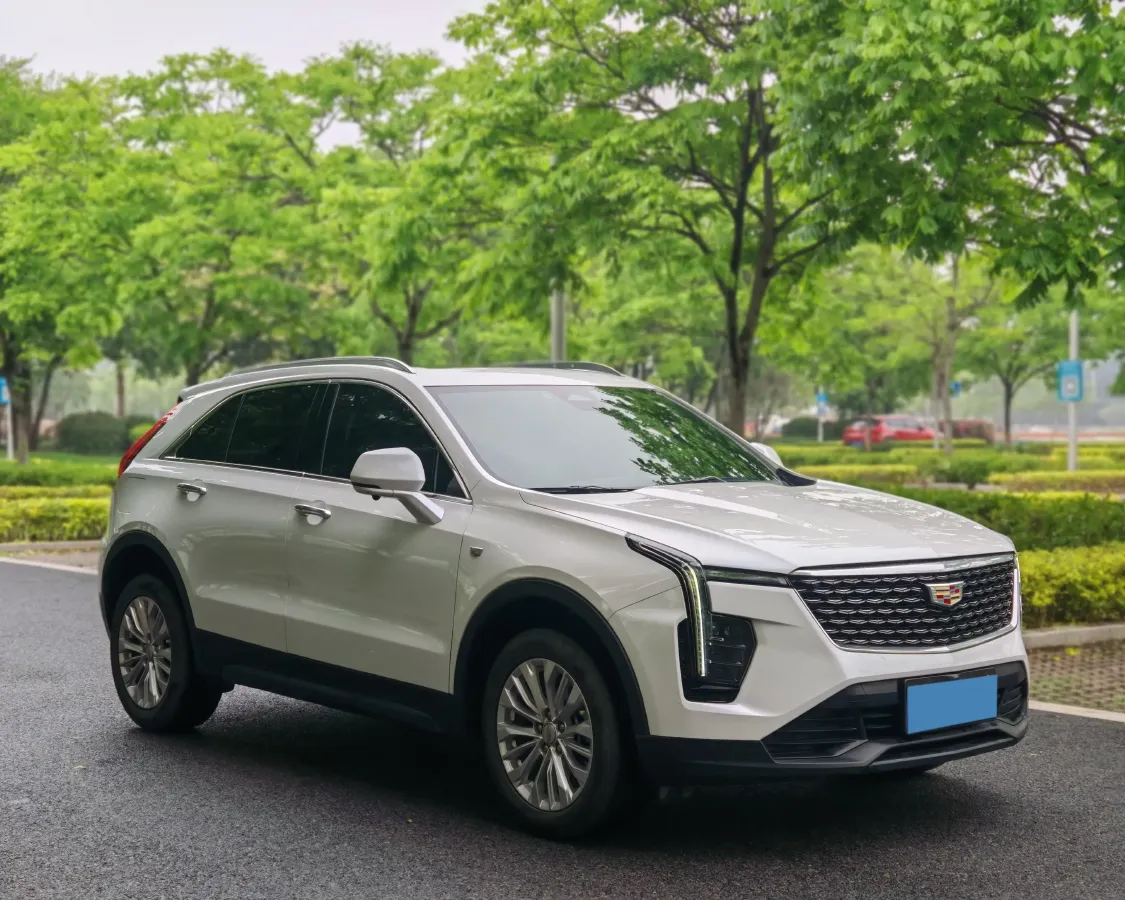 2024 Cadillac XT4 1.5T 211HP L4 9AT,autocango,china used car exporter,china ev exporter,chinese used car exporter,chinese used ev exporter