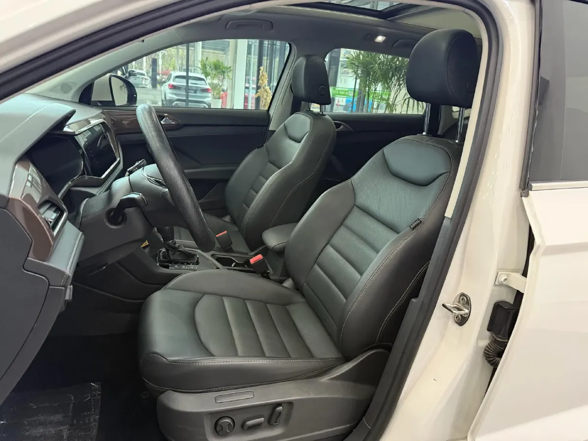 2021 Volkswagen Tharu 1.4T 150HP L4 7DCT,autocango,china used car exporter,china ev exporter,chinese used car exporter,chinese used ev exporter