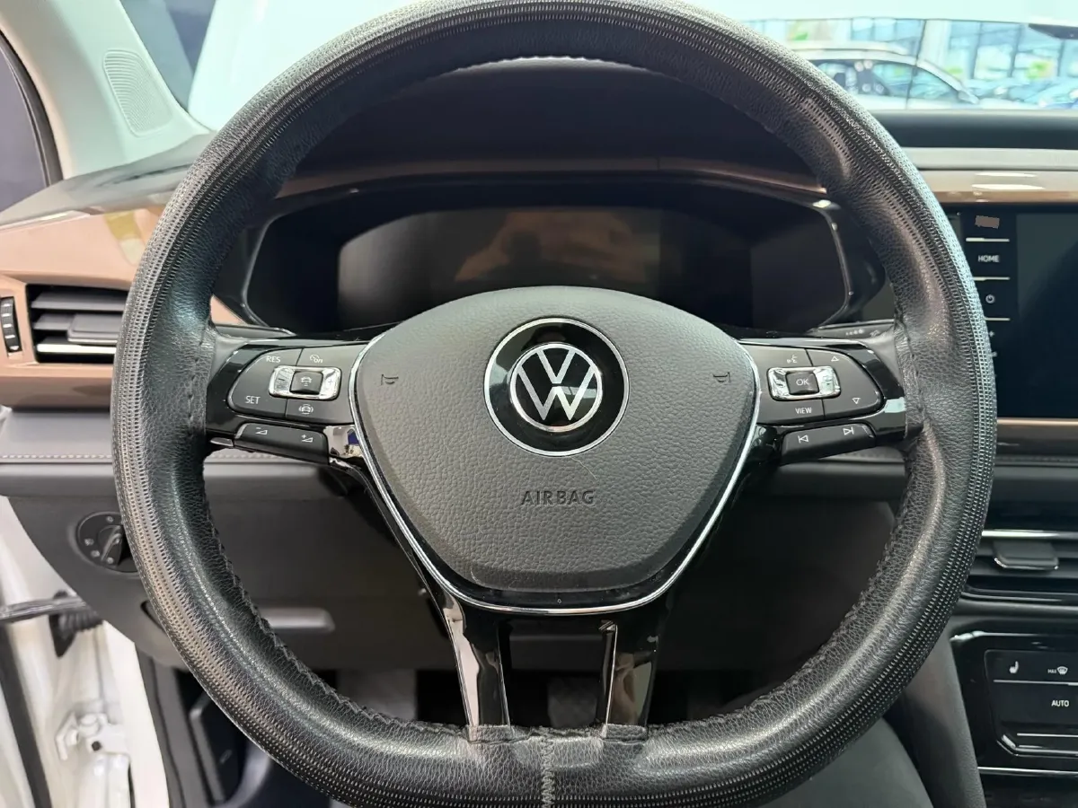 2021 Volkswagen Tharu 1.4T 150HP L4 7DCT,autocango,china used car exporter,china ev exporter,chinese used car exporter,chinese used ev exporter