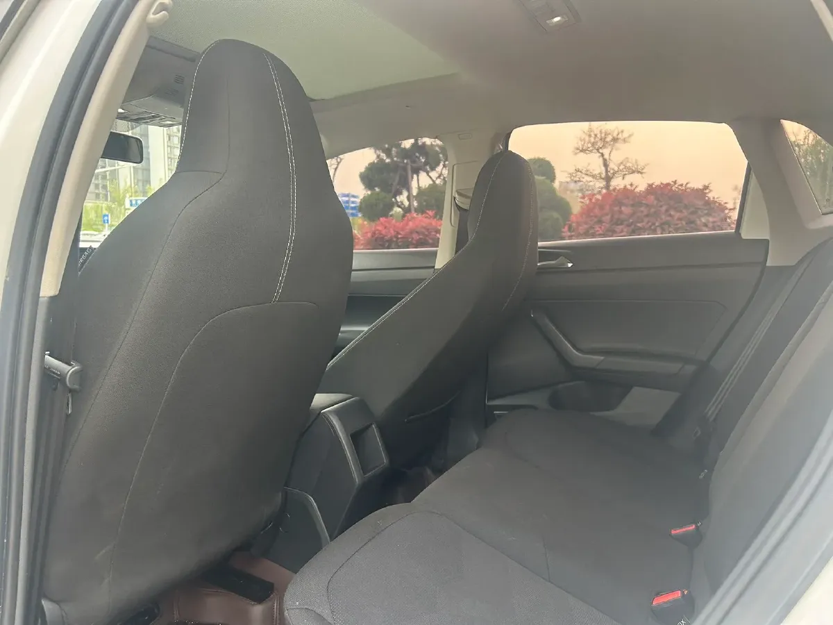 2019 Volkswagen Polo 1.5L 113HP L4 6AT,autocango,china used car exporter,china ev exporter,chinese used car exporter,chinese used ev exporter