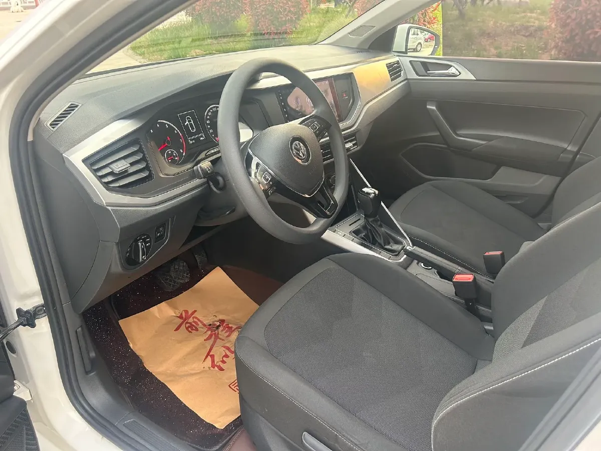 2019 Volkswagen Polo 1.5L 113HP L4 6AT,autocango,china used car exporter,china ev exporter,chinese used car exporter,chinese used ev exporter