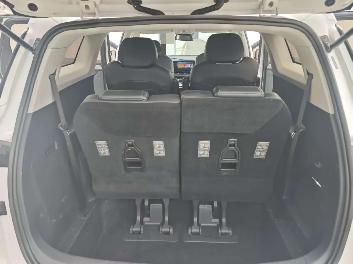 2022 WuLing KaiJie 1.5T 177HP L4 CVT,autocango,china used car exporter,china ev exporter,chinese used car exporter,chinese used ev exporter