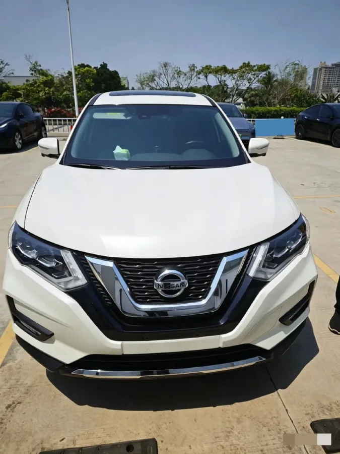 2023 Nissan X-Trail 2.0L 151HP L4 CVT,autocango,china used car exporter,china ev exporter,chinese used car exporter,chinese used ev exporter