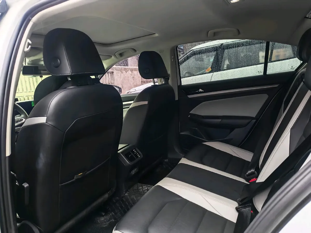 2024 Volkswagen Bora 1.5T 160HP L4 7DCT,autocango,china used car exporter,china ev exporter,chinese used car exporter,chinese used ev exporter