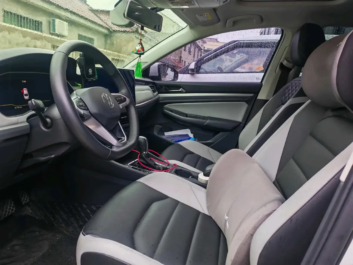 2024 Volkswagen Bora 1.5T 160HP L4 7DCT,autocango,china used car exporter,china ev exporter,chinese used car exporter,chinese used ev exporter