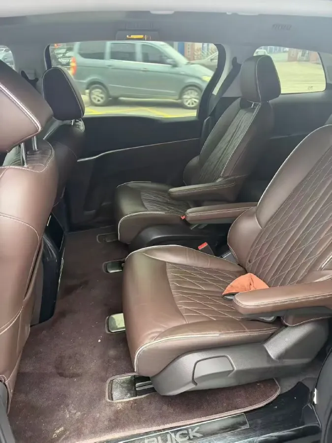 2022 Buick GL8 2.0T 237HP L4 9AT,autocango,china used car exporter,china ev exporter,chinese used car exporter,chinese used ev exporter