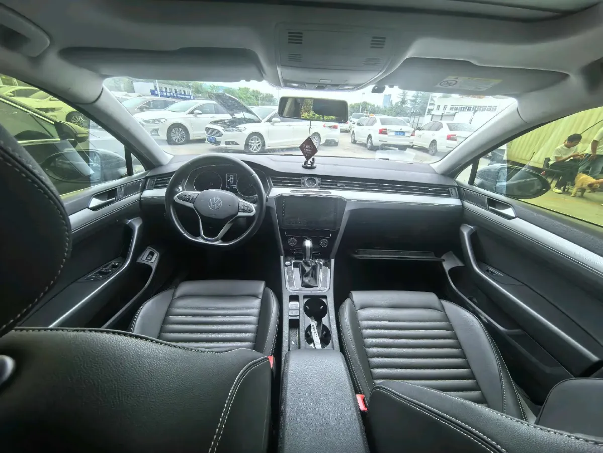 2020 Volkswagen Magotan 1.4T 150HP L4 7DCT,autocango,china used car exporter,china ev exporter,chinese used car exporter,chinese used ev exporter