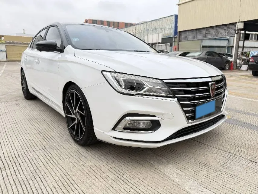 2019 Roewe i5 1.5L 120HP L4 5MT,autocango,china used car exporter,china ev exporter,chinese used car exporter,chinese used ev exporter