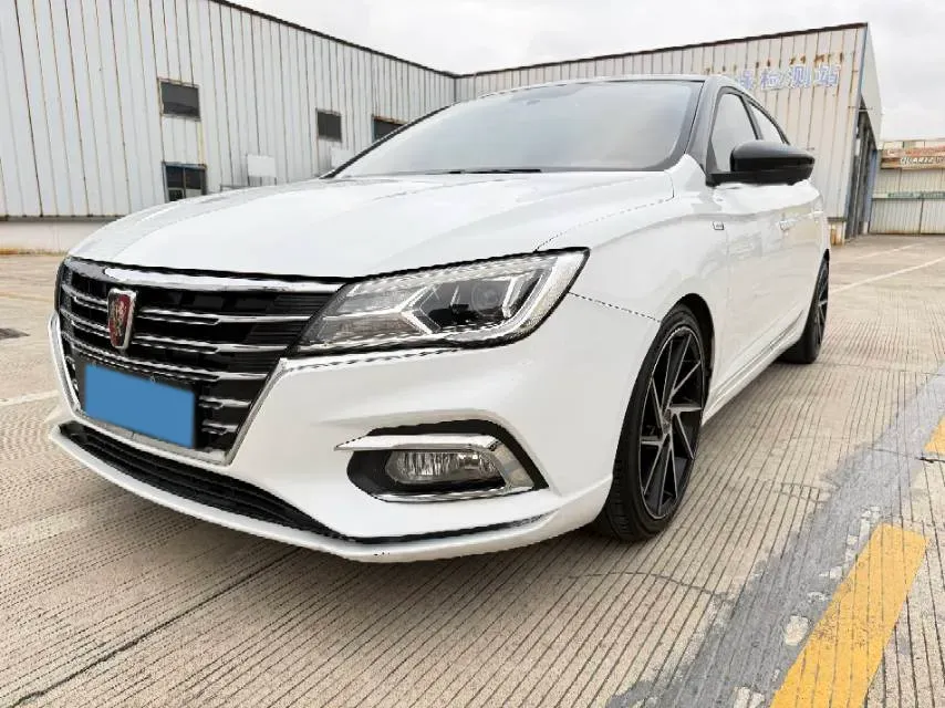 2019 Roewe i5 1.5L 120HP L4 5MT,autocango,china used car exporter,china ev exporter,chinese used car exporter,chinese used ev exporter