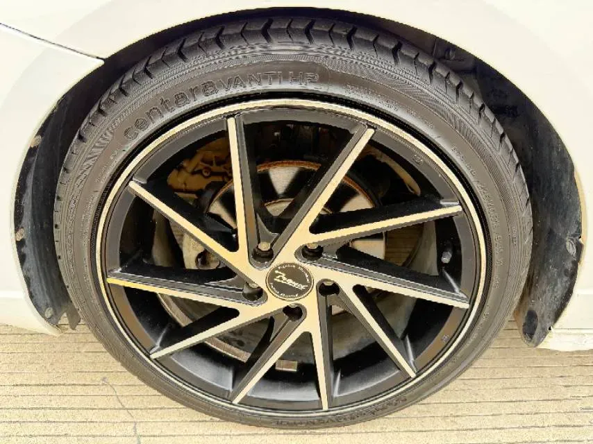 2019 Roewe i5 1.5L 120HP L4 5MT,autocango,china used car exporter,china ev exporter,chinese used car exporter,chinese used ev exporter