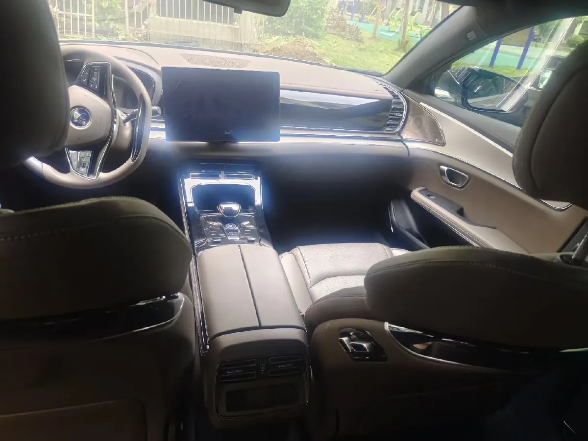 2020 Lincoln MKZ 2.0T 196HP L4 6AT,autocango,china used car exporter,china ev exporter,chinese used car exporter,chinese used ev exporter