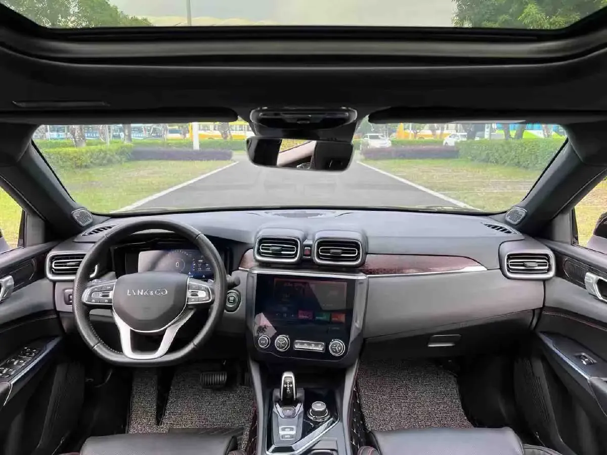 2018 Toyota C-HR 2.0L 171HP L4 CVT,autocango,china used car exporter,china ev exporter,chinese used car exporter,chinese used ev exporter