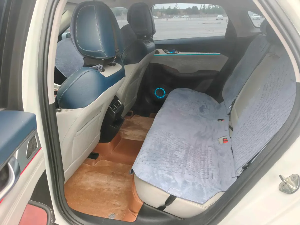 2021 Geely Preface 2.0T 190HP L4 7DCT,autocango,china used car exporter,china ev exporter,chinese used car exporter,chinese used ev exporter