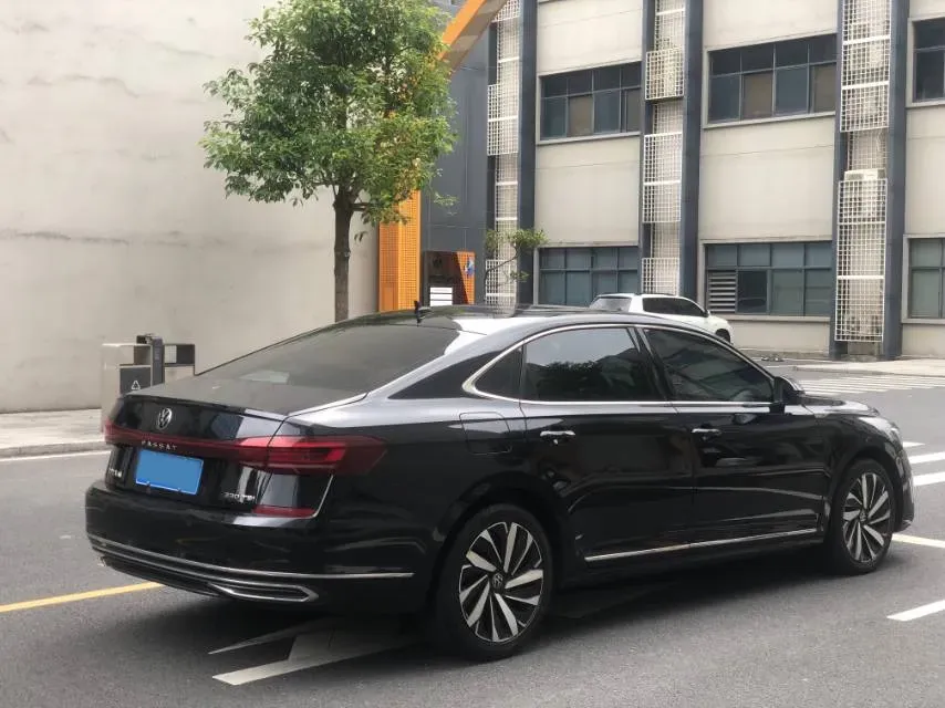 2022 Skoda Kodiak GT 2.0T 186HP L4 7DCT,autocango,china used car exporter,china ev exporter,chinese used car exporter,chinese used ev exporter