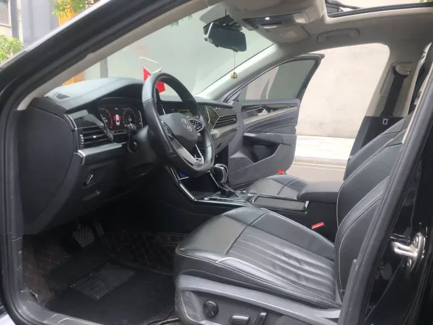 2022 Skoda Kodiak GT 2.0T 186HP L4 7DCT,autocango,china used car exporter,china ev exporter,chinese used car exporter,chinese used ev exporter