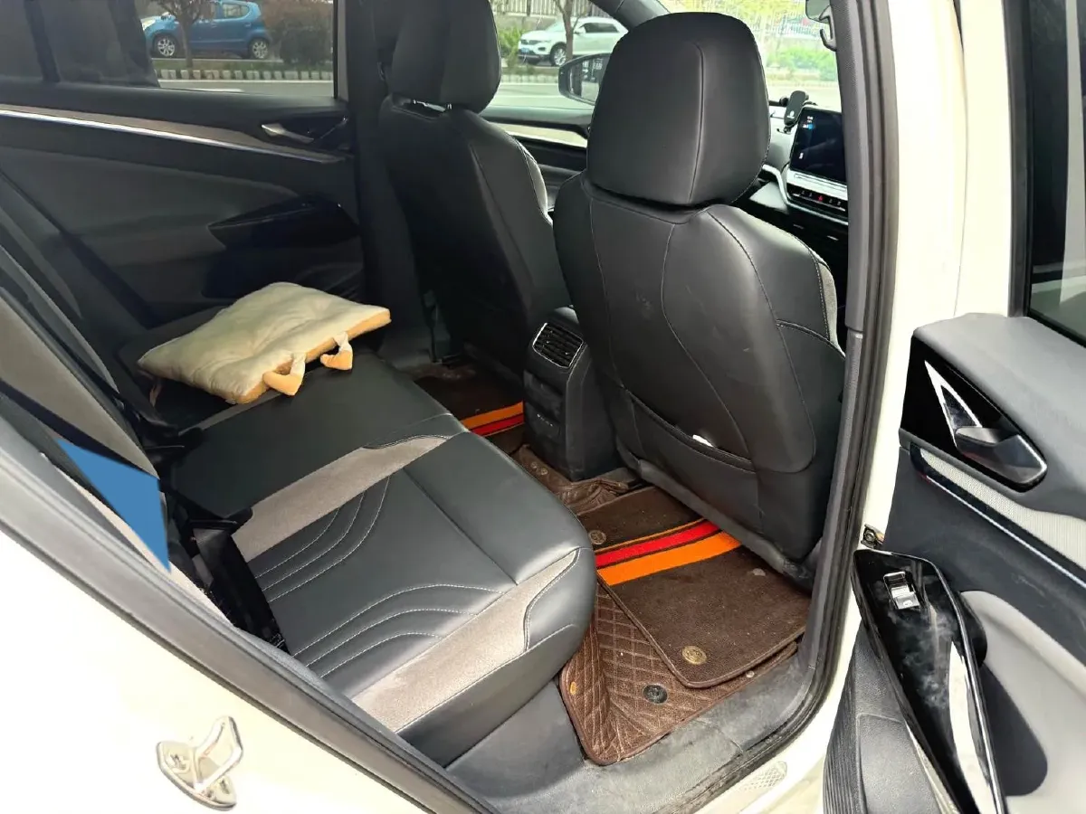 2022 Neta S Range Extended 231HP REEV 43.51KWH,autocango,china used car exporter,china ev exporter,chinese used car exporter,chinese used ev exporter