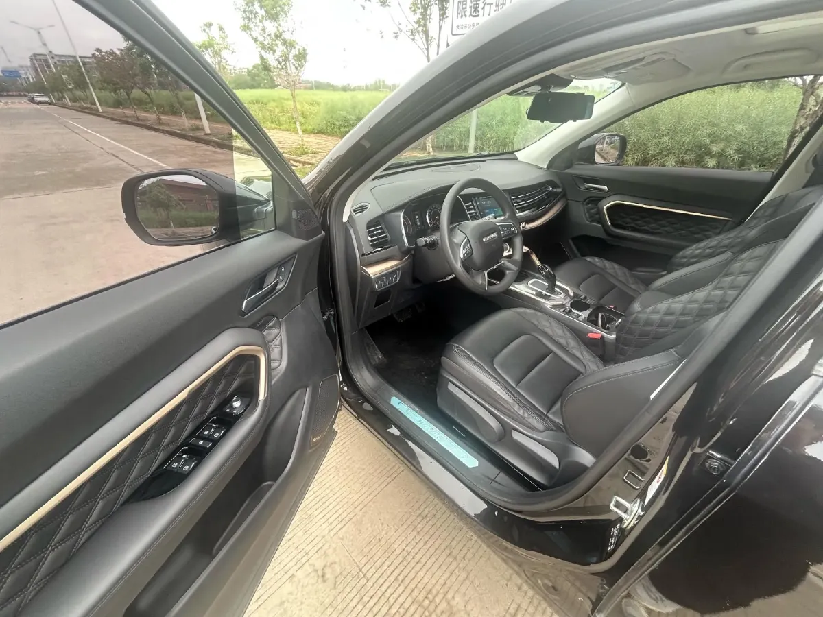 2021 Haval H6 1.5T 150HP L4 7DCT,autocango,china used car exporter,china ev exporter,chinese used car exporter,chinese used ev exporter