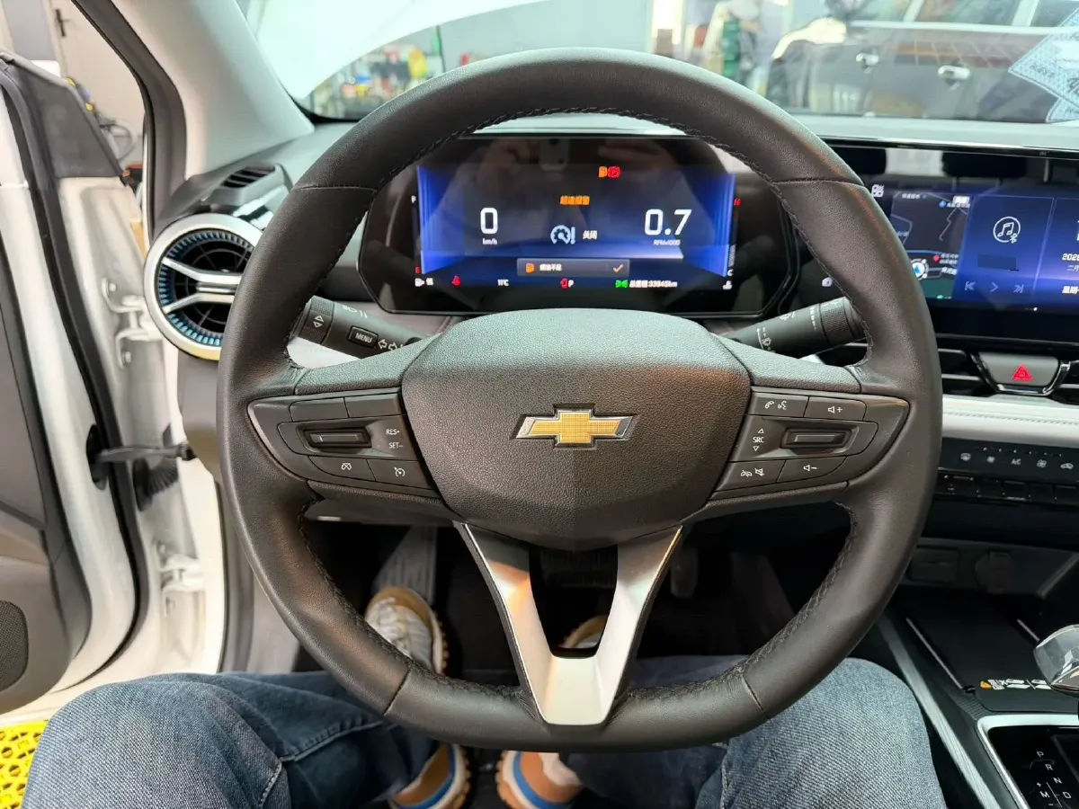 2024 Chevrolet Monza 1.5L 113HP L4 6DCT,autocango,china used car exporter,china ev exporter,chinese used car exporter,chinese used ev exporter