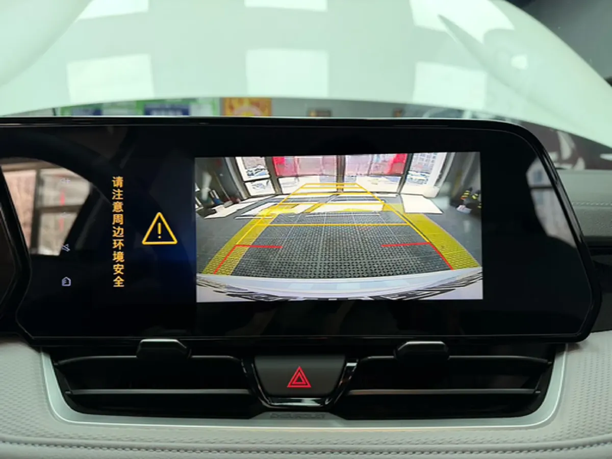 2024 Chevrolet Monza 1.5L 113HP L4 6DCT,autocango,china used car exporter,china ev exporter,chinese used car exporter,chinese used ev exporter