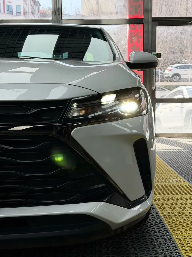 2024 Chevrolet Monza 1.5L 113HP L4 6DCT,autocango,china used car exporter,china ev exporter,chinese used car exporter,chinese used ev exporter