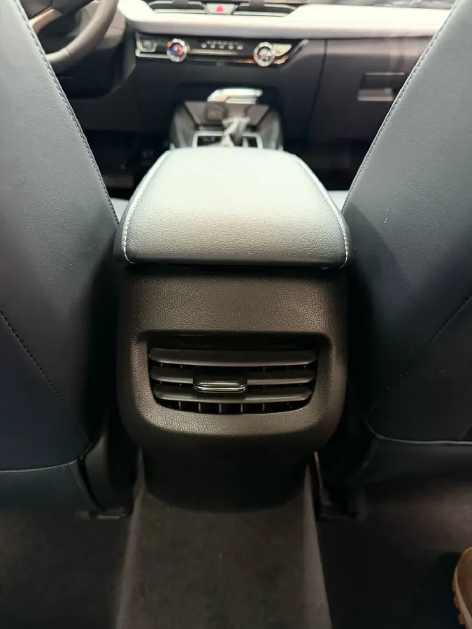 2024 Chevrolet Monza 1.5L 113HP L4 6DCT,autocango,china used car exporter,china ev exporter,chinese used car exporter,chinese used ev exporter