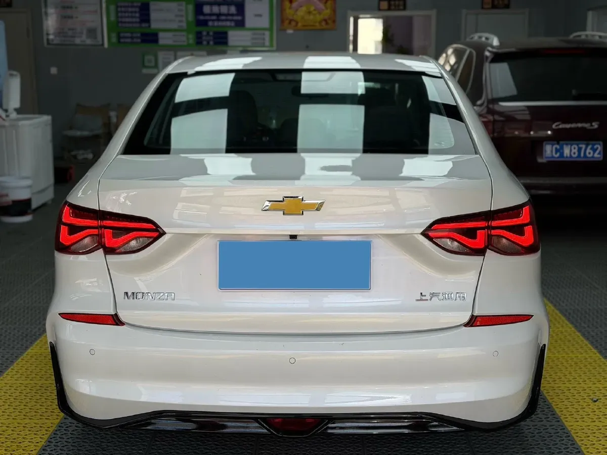2024 Chevrolet Monza 1.5L 113HP L4 6DCT,autocango,china used car exporter,china ev exporter,chinese used car exporter,chinese used ev exporter