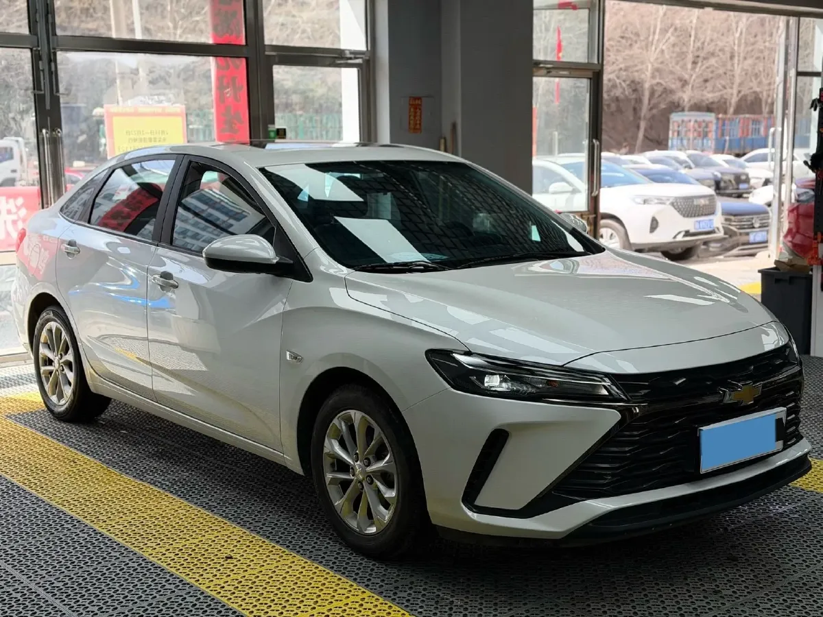 2024 Chevrolet Monza 1.5L 113HP L4 6DCT,autocango,china used car exporter,china ev exporter,chinese used car exporter,chinese used ev exporter