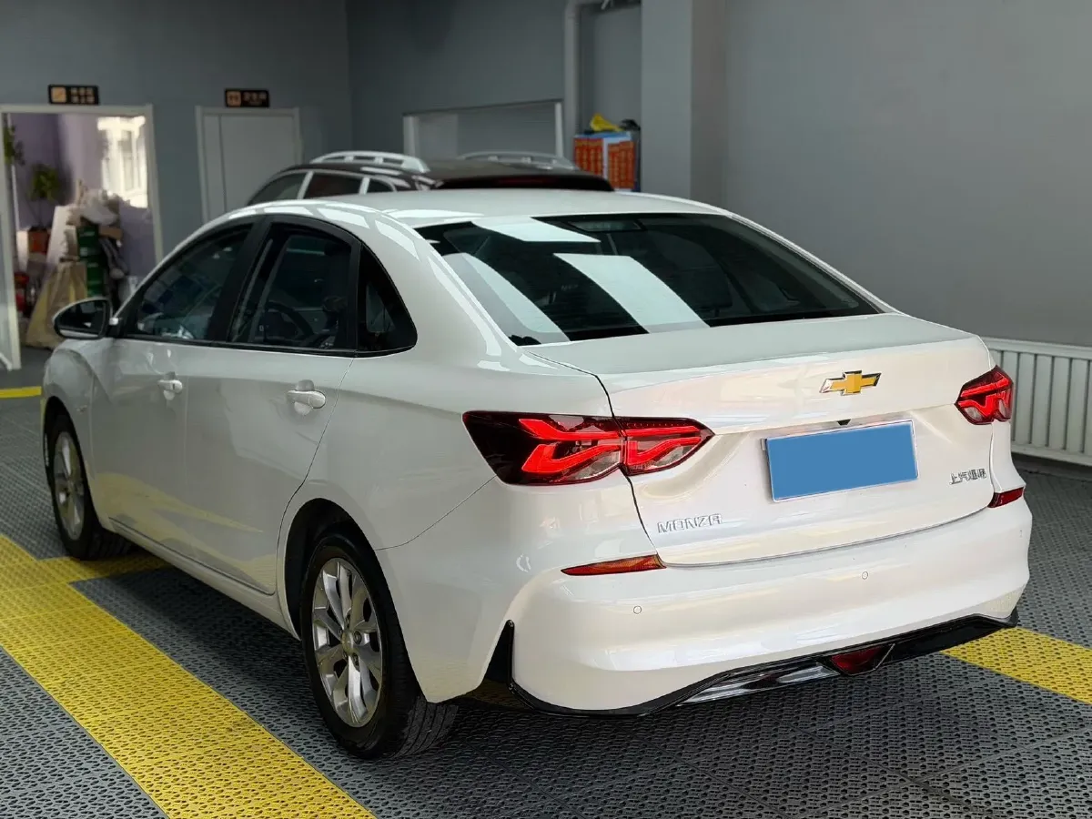 2024 Chevrolet Monza 1.5L 113HP L4 6DCT,autocango,china used car exporter,china ev exporter,chinese used car exporter,chinese used ev exporter
