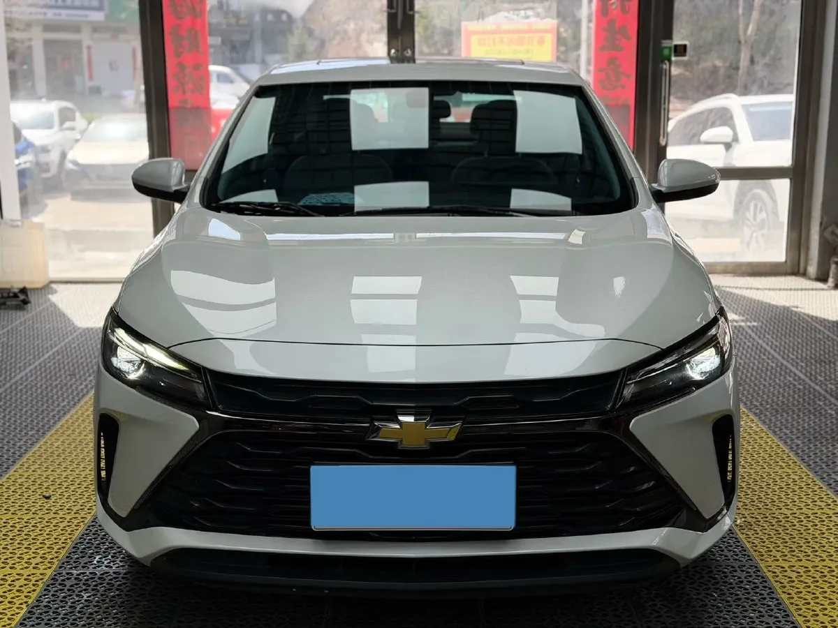 2024 Chevrolet Monza 1.5L 113HP L4 6DCT,autocango,china used car exporter,china ev exporter,chinese used car exporter,chinese used ev exporter