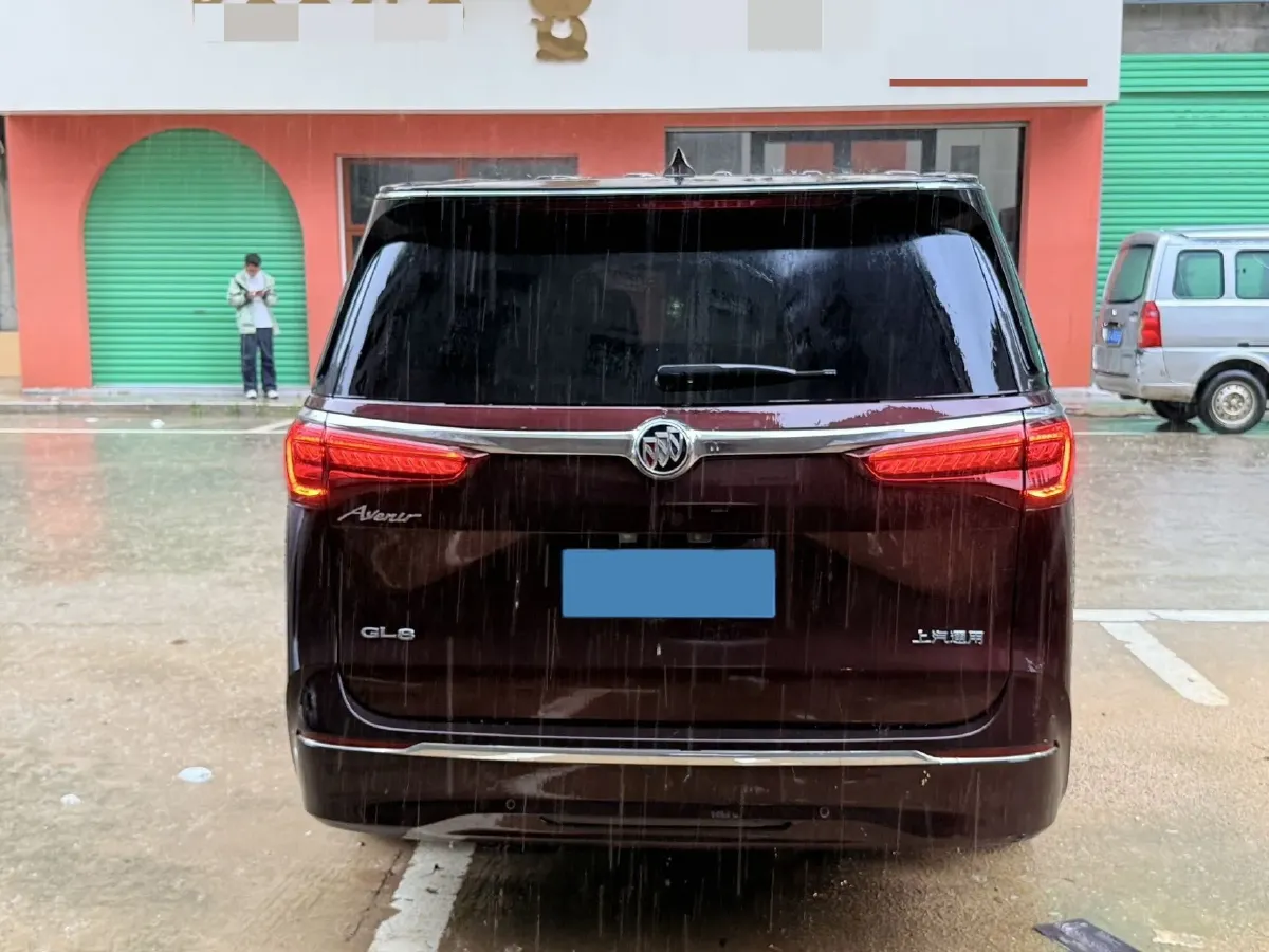2021 Buick GL8 2.0T 237HP L4 9AT,autocango,china used car exporter,china ev exporter,chinese used car exporter,chinese used ev exporter