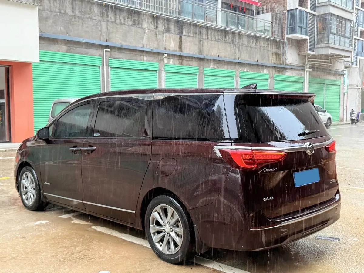 2021 Buick GL8 2.0T 237HP L4 9AT,autocango,china used car exporter,china ev exporter,chinese used car exporter,chinese used ev exporter