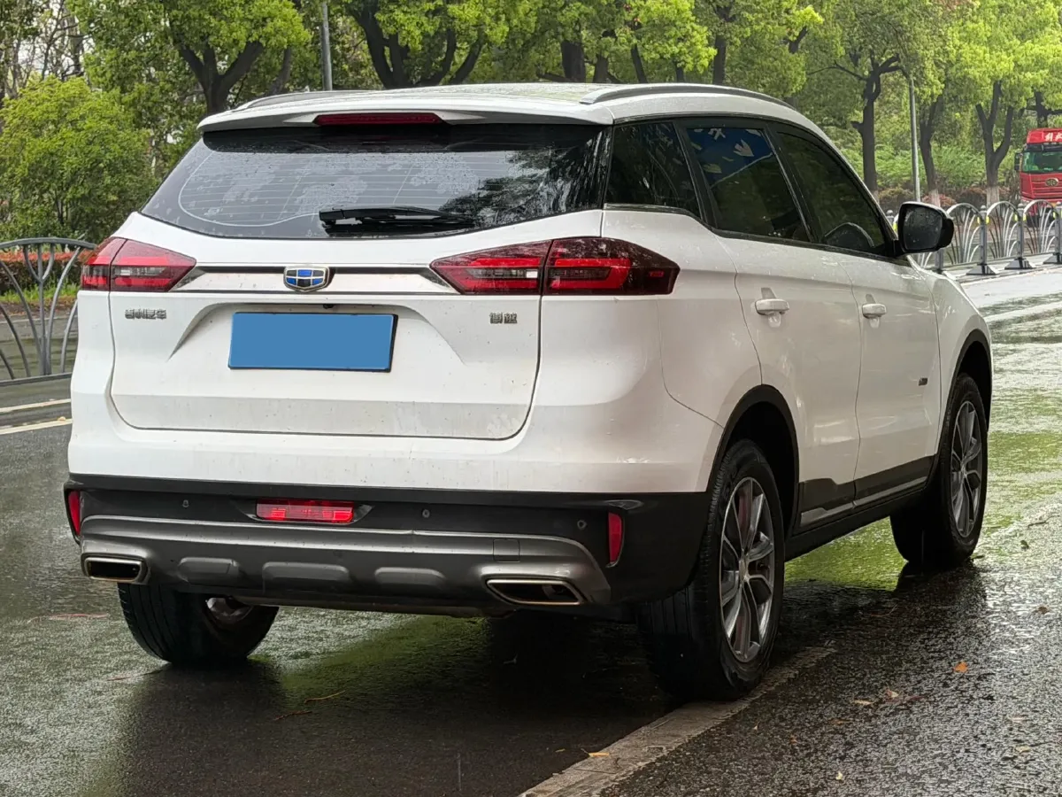 2020 Roewe i6 1.5T 169HP L4 7DCT,autocango,china used car exporter,china ev exporter,chinese used car exporter,chinese used ev exporter