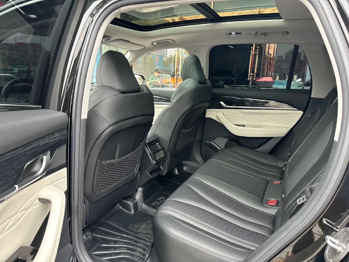 2023 Geely Monjaro 2.0T 238HP L4 8AT,autocango,china used car exporter,china ev exporter,chinese used car exporter,chinese used ev exporter