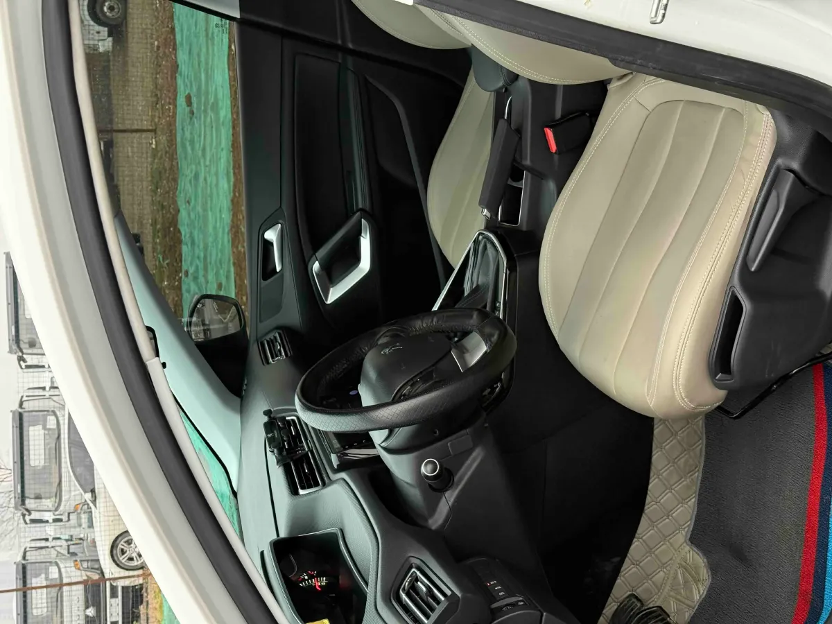 2016 Peugeot 308 1.6L 117HP L4 6AT,autocango,china used car exporter,china ev exporter,chinese used car exporter,chinese used ev exporter