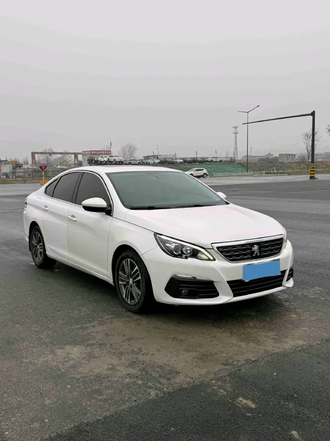 2016 Peugeot 308 1.6L 117HP L4 6AT,autocango,china used car exporter,china ev exporter,chinese used car exporter,chinese used ev exporter