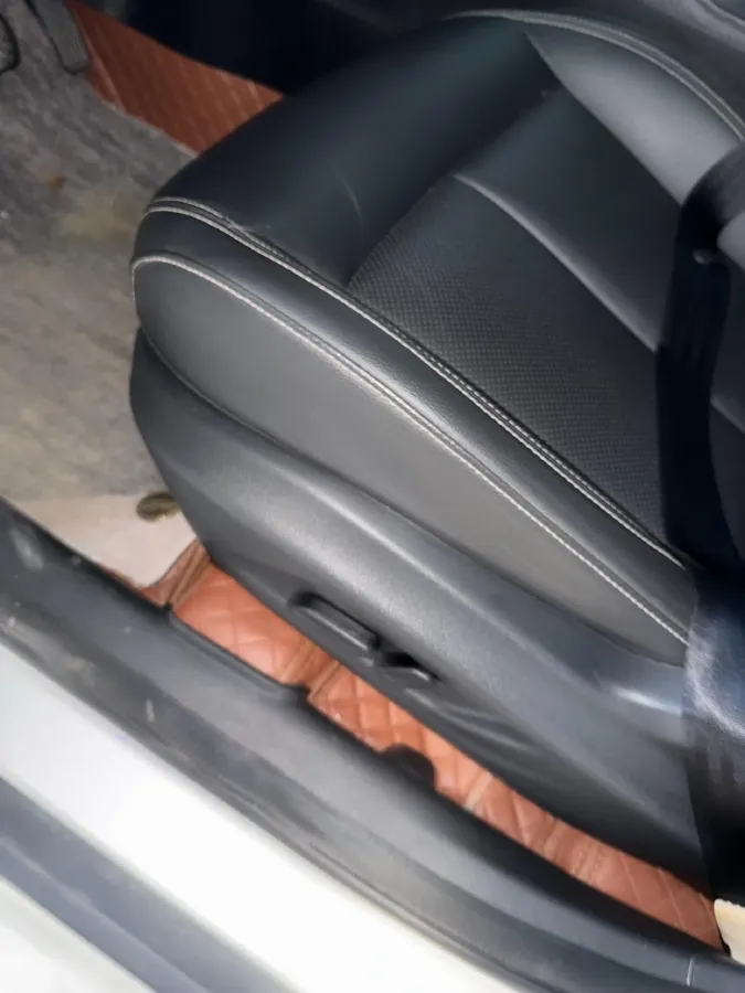 2020 Roewe i6 1.5T 169HP L4 7DCT,autocango,china used car exporter,china ev exporter,chinese used car exporter,chinese used ev exporter