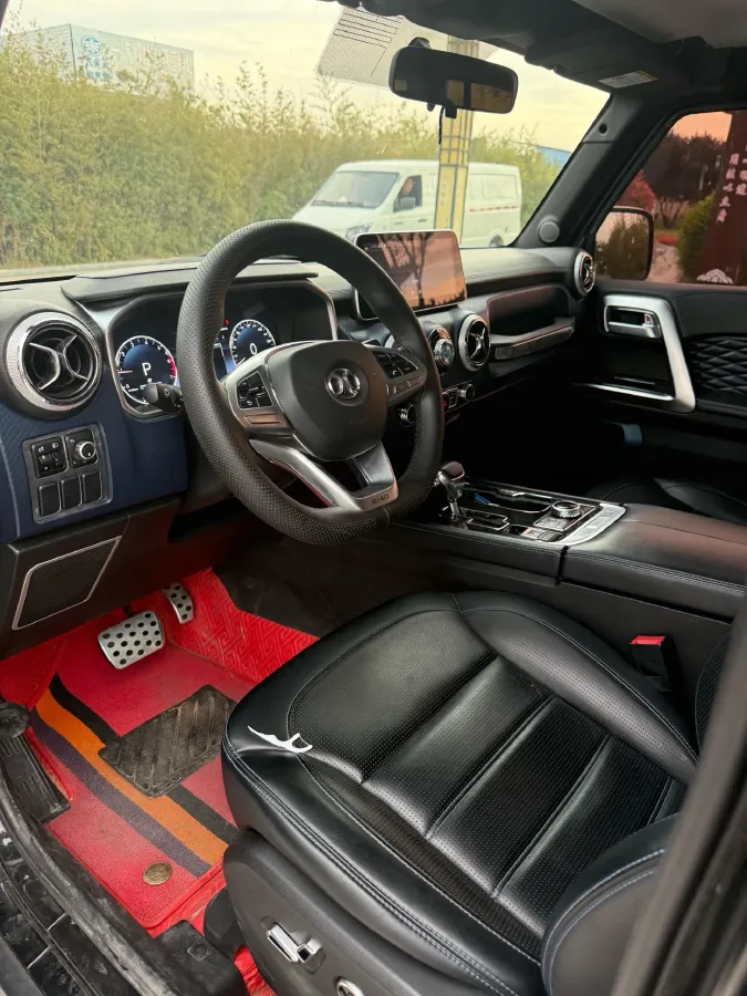 2019 Beijing BJ40 2.0T 218HP L4 6AT,autocango,china used car exporter,china ev exporter,chinese used car exporter,chinese used ev exporter