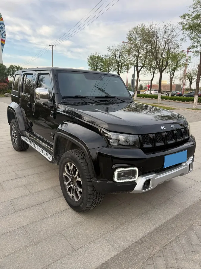 2019 Beijing BJ40 2.0T 218HP L4 6AT,autocango,china used car exporter,china ev exporter,chinese used car exporter,chinese used ev exporter