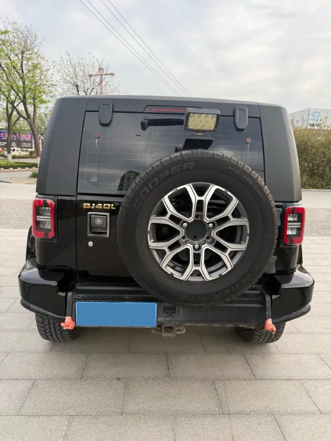 2019 Beijing BJ40 2.0T 218HP L4 6AT,autocango,china used car exporter,china ev exporter,chinese used car exporter,chinese used ev exporter
