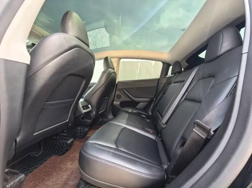 2022 Tesla Model Y BEV 60KWH,autocango,china used car exporter,china ev exporter,chinese used car exporter,chinese used ev exporter