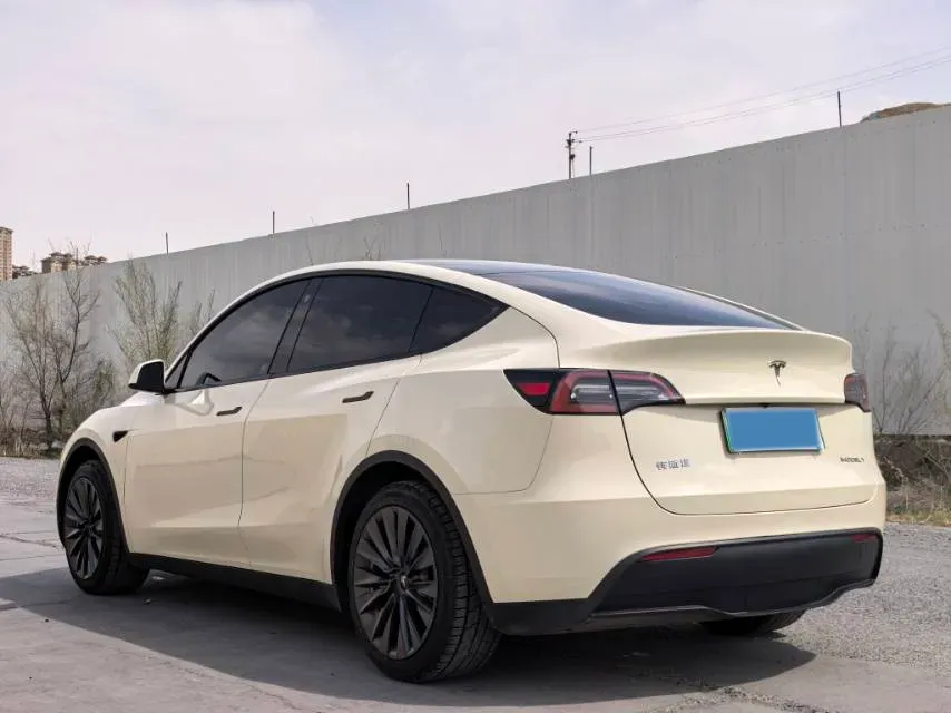 2022 Tesla Model Y BEV 60KWH,autocango,china used car exporter,china ev exporter,chinese used car exporter,chinese used ev exporter