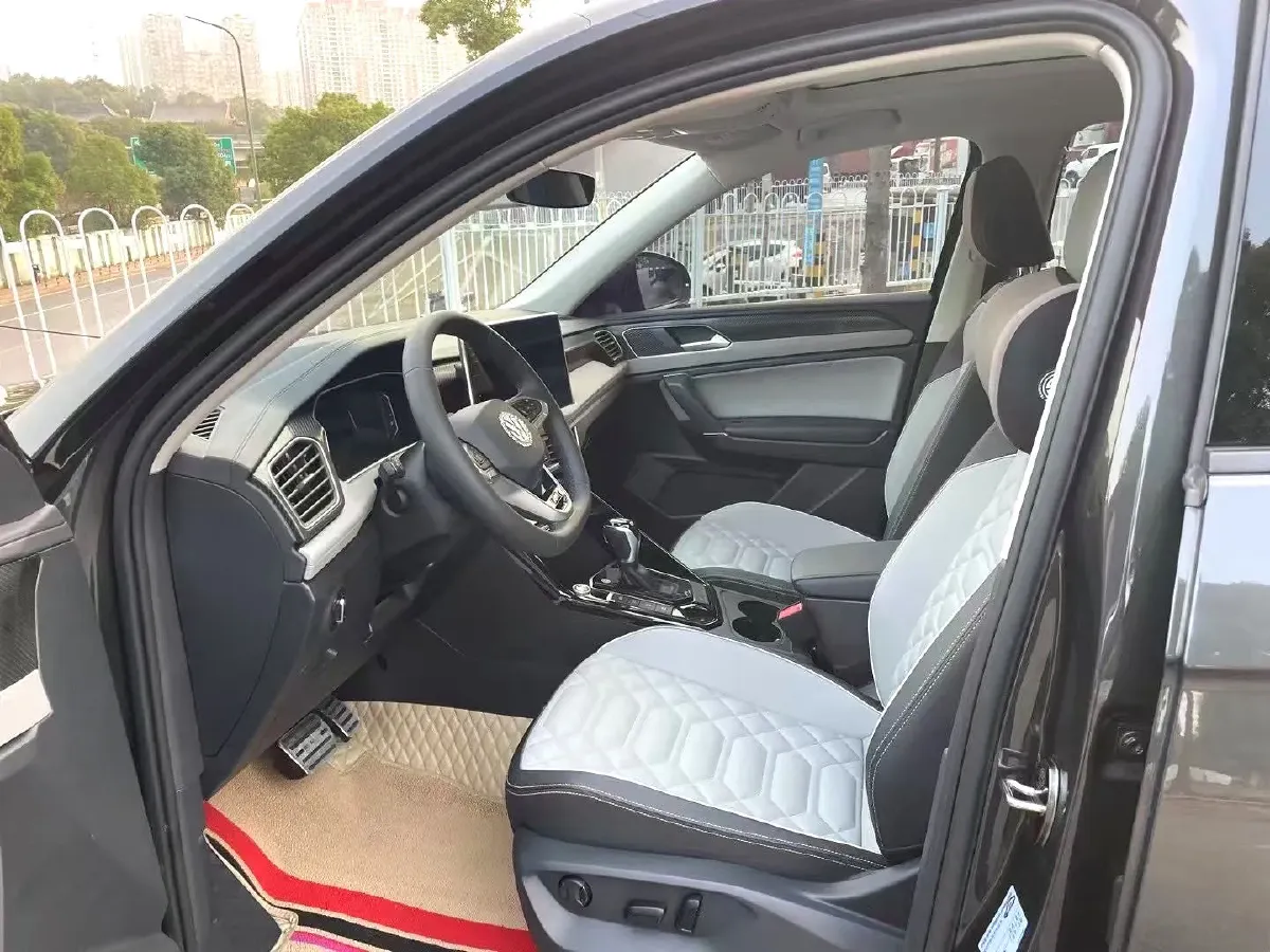 2023 Volkswagen Tayron 2.0T 186HP L4 7DCT,autocango,china used car exporter,china ev exporter,chinese used car exporter,chinese used ev exporter