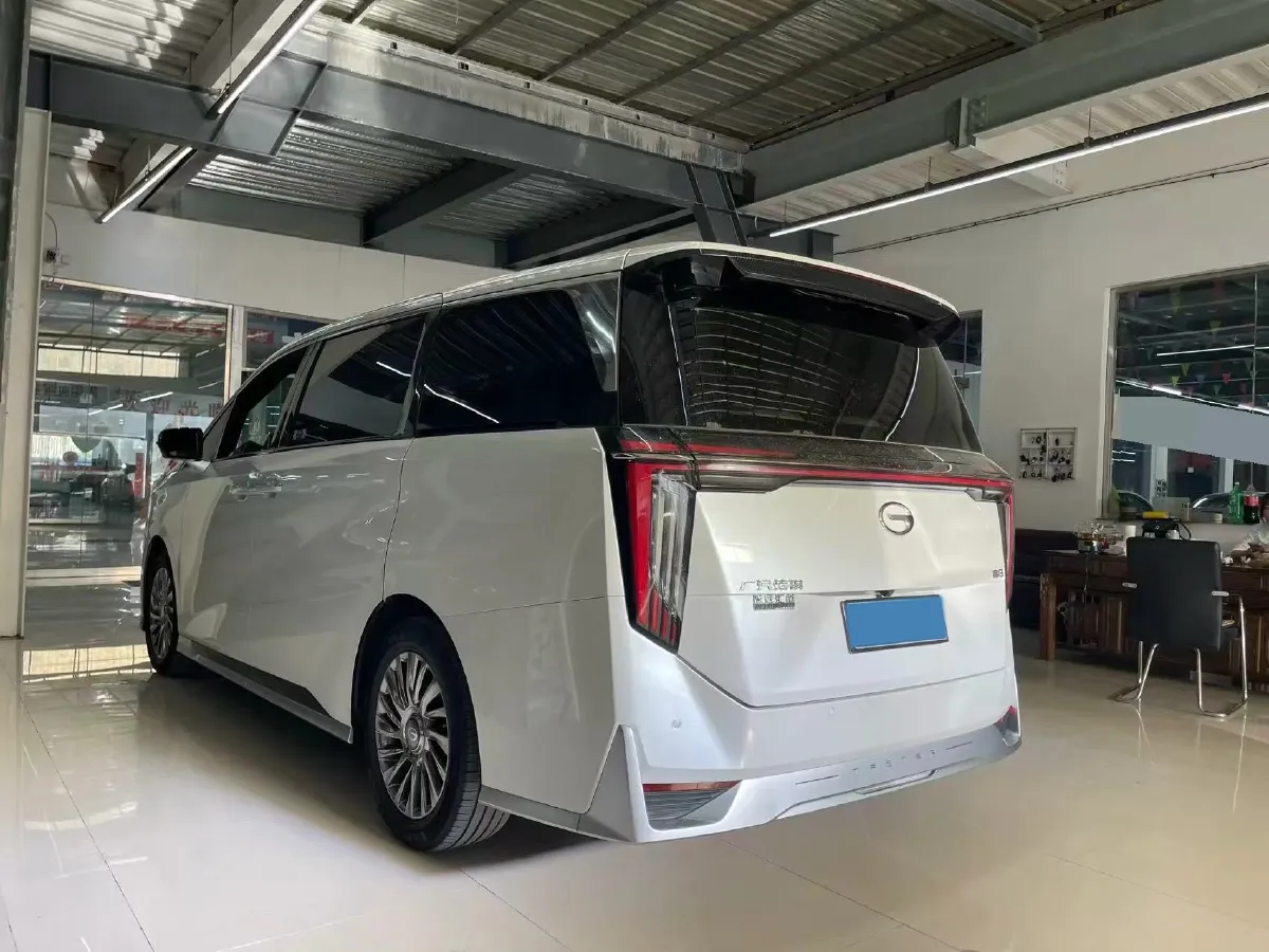 2023 GAC Trumpchi M8 2.0T 252HP L4 8AT,autocango,china used car exporter,china ev exporter,chinese used car exporter,chinese used ev exporter